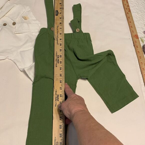 Size 90/2T (see photo sizing) baby boy jumper and white shirt. - Picture 9 of 12